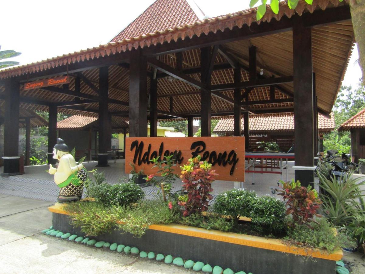 Penginapan Wardi Syariah Borobudur by Ndalem Beong Magelang Luaran gambar